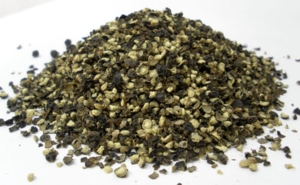 Peber, Sort, Knust - 40 g.